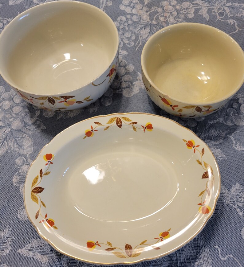 Hall's Superior Quality Kitchenware by Mary Dunbar From the 1930s