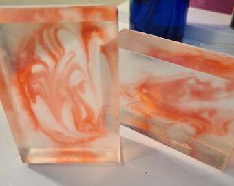 Pure Natural Minty Note Essential Oil Aloe Vera Soap Bar