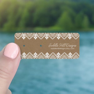 Mini-cartes pour boucles d'oreilles en dentelle blanche et kraft, D00085-02