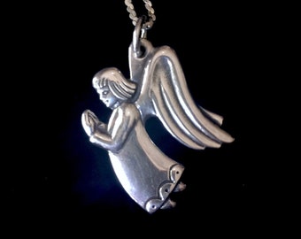 James Avery Retired Angel Sterling Charm Pendant Necklace
