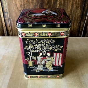 Chinoiserie Tea Canister Tin with Hinged Lid / Made in England