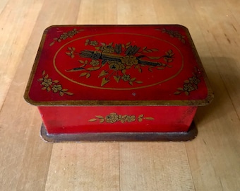 Decorative French Red and Gold Gilt Small Toleware Hinged Box