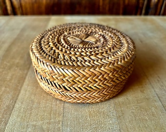 Tarahumara Vintage Mini Basket with Lid