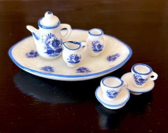 Dollhouse Miniature Tea Set by Reutter Porzellan with Original Red Box