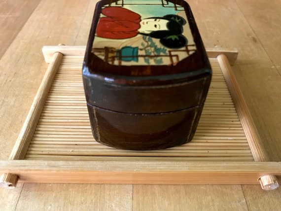 Small Vintage Wooden Hinged Box with Hand Painted… - image 2