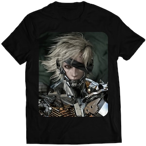 L GEAR RISING REVENGEANCE Tシャツ 　雷電 METAL GEAR RISING REVENGEANCE 雷電 Tシャツ