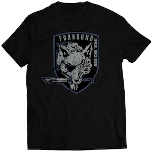 Old Foxhound Centered High-Tech Special Forces Emblem MGS Snake Premium Unisex T-Shirt (vector)