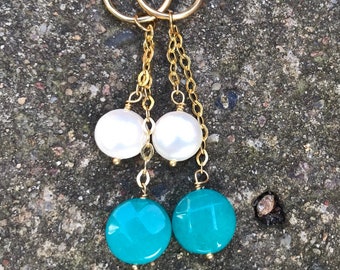 Lovely dangle earings, creol (goldplated silver) with mother of pearl and blue/turquoise-colored stone