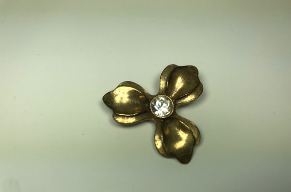 Beautiful flower brooch from Pilgrim