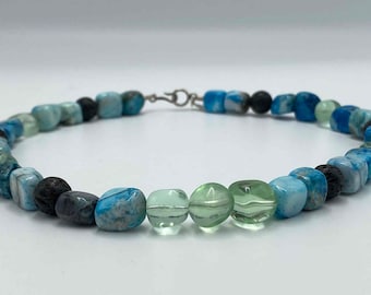 Collier bleu en grosses perles, agates, aventurine, pierres de lave