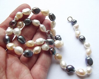 Freshwater pearls necklace TIA-45