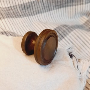 1 vintage aged copper knob pull, round 1 1/2&quot; x 1&quot; drawer pull metal for farmhouse cabinet, restoration hardware