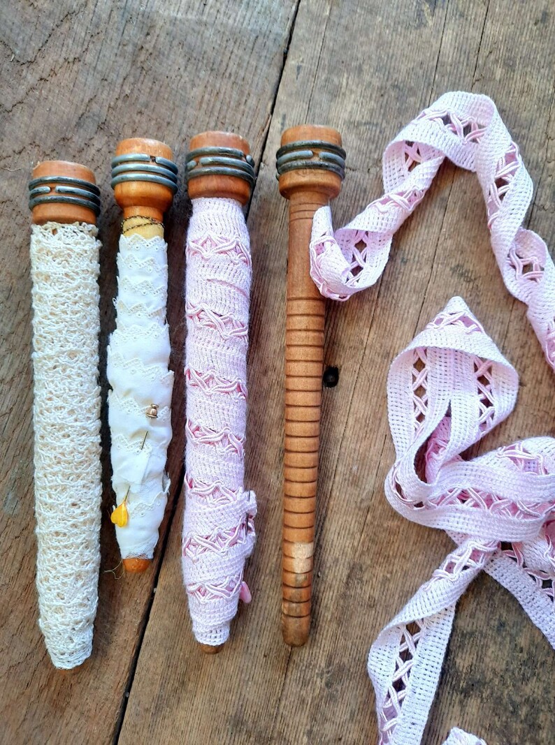 4 Antique Large Wooden Spools Vintage Bobbins Yarn Holders Etsy