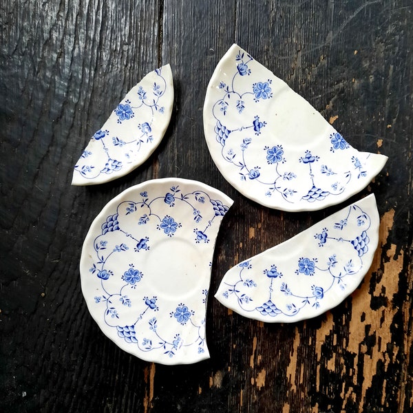 LOT Broken Scrap of vintage ceramic saucer 6" plates Pieces, for repurpose garden art, jewelry making, MYOTT blue and white floral Finlandia