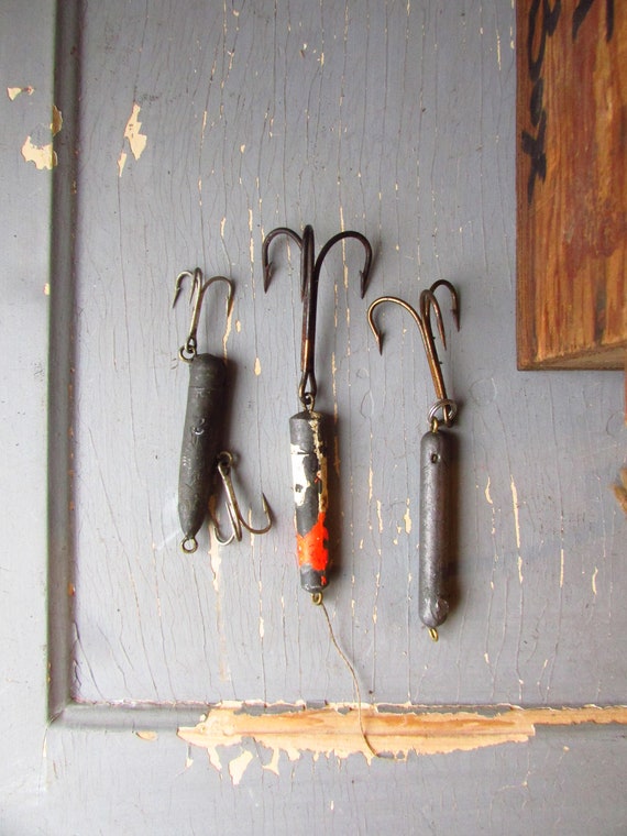 Old Vintage Fishing Tackle 3 Hooks, Heavy Duty Large Scale Big