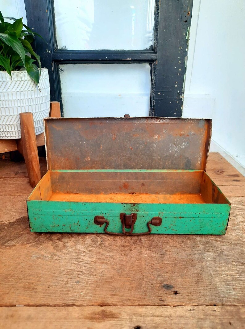 60s retro Vintage Tool Box Jr Ace Brand Rusty Metal Toolbox Etsy