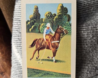 Carta de juego vintage de jugador de polo a caballo / Ilustración colorida de deportes ecuestres, coleccionable para diario de recortes / álbum de recortes