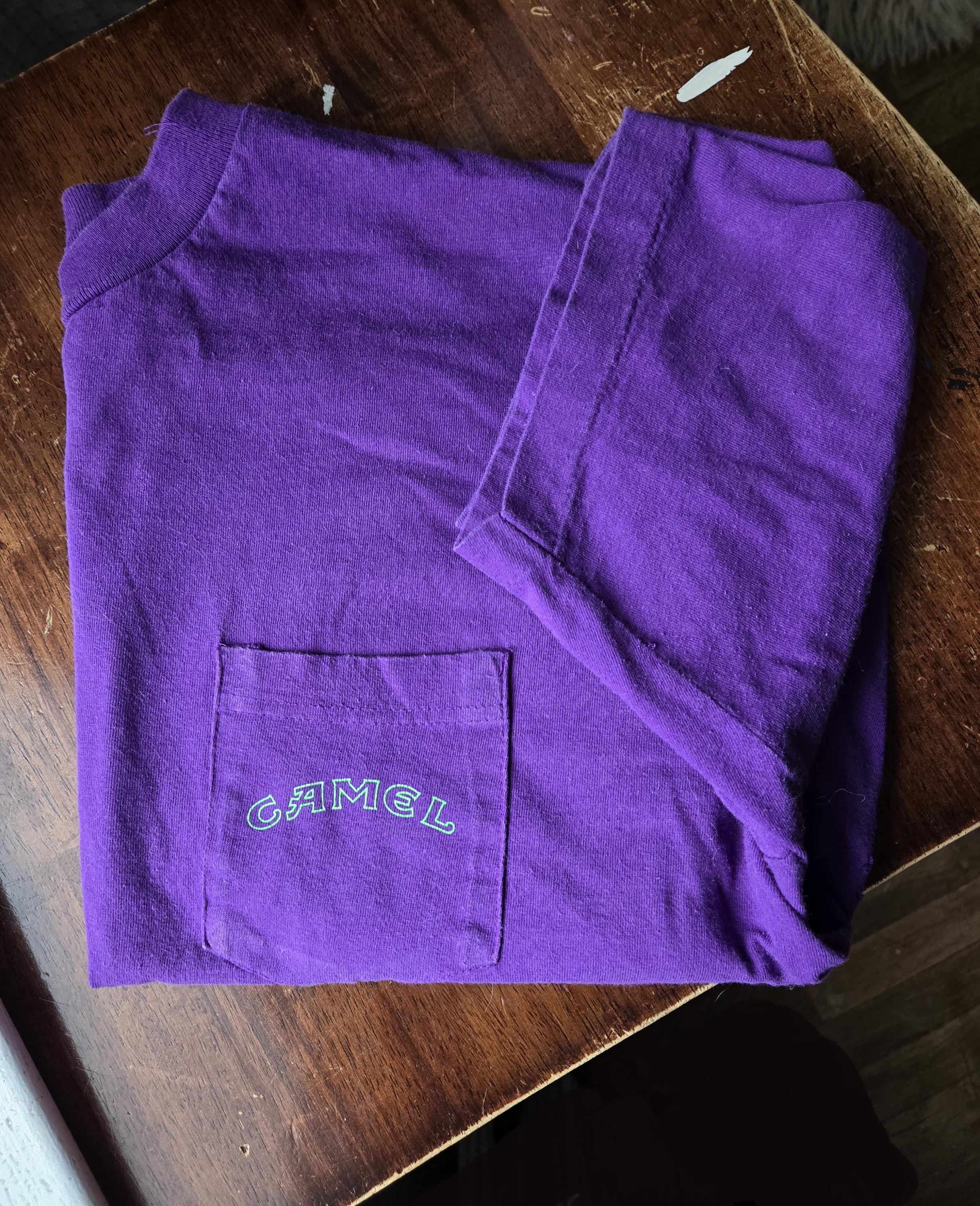 90s CAMEL ポケットTシャツ パープル ヴィンテージ ワンポイントロゴ 90s CAMEL ポケットTシャツ パープル ヴィンテージ ワンポイント