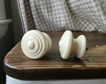 1 chunky painted wood knob, Vintage Wooden drawer pulls, cream, beige, off white farmhouse cabinet hardware 2 inch large dresser handle