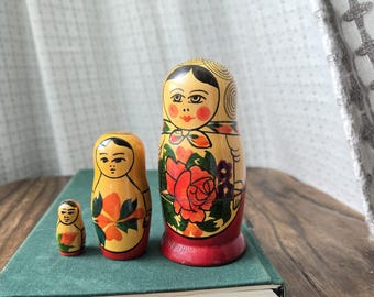ヴィンテージのロシアの手描き木製マトリョーシカ積み木人形 - Etsy 日本