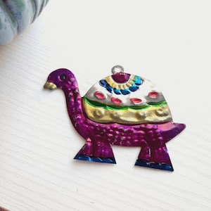 Vintage Turtle Tin Ornament, Handmade Mexican Christmas, Tortoise, Tree decoration, Mexico, Shiny Retro Holiday, soda can colorful painted