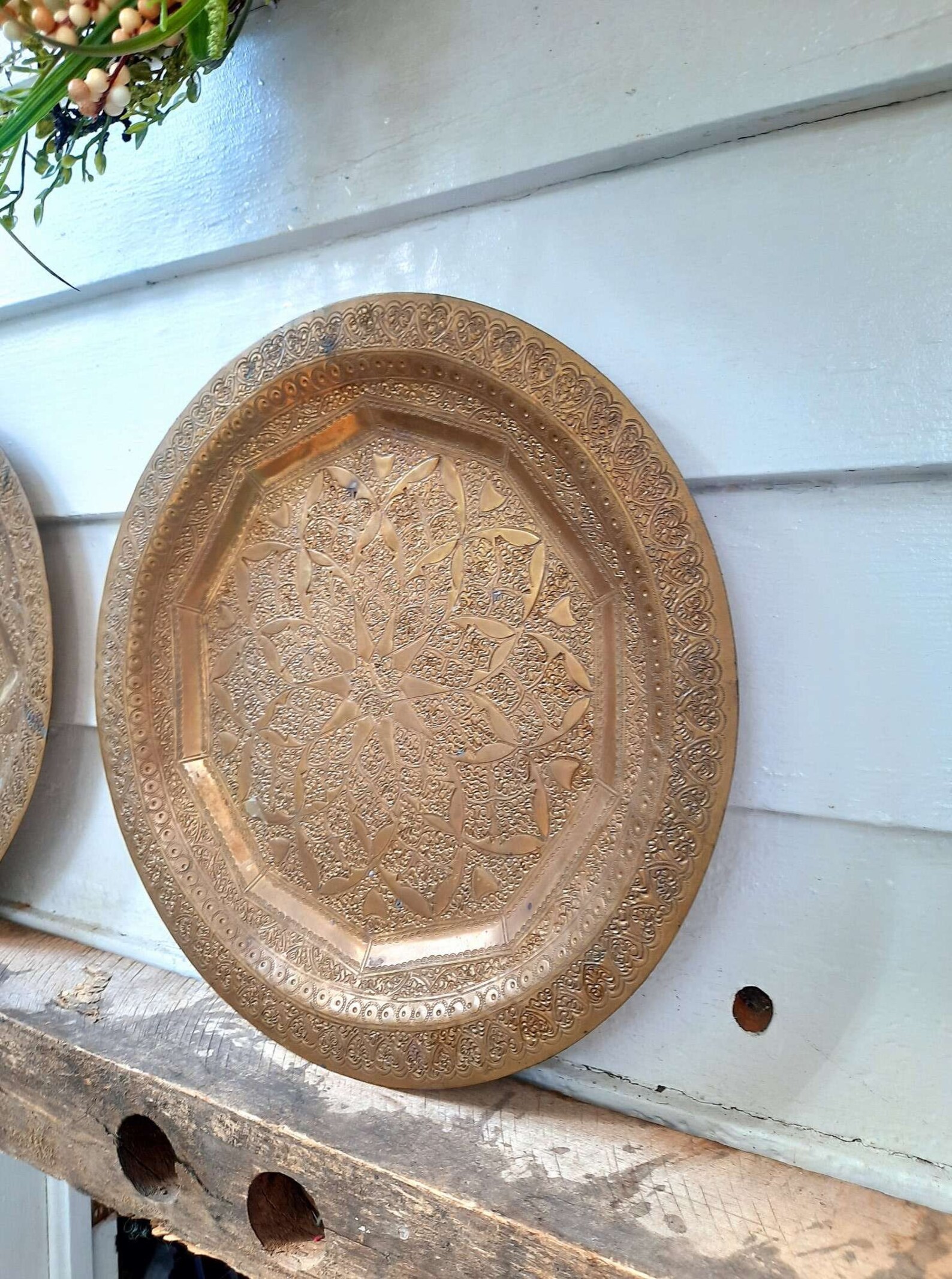 2 Vintage Brass Wall Decor Plates Etched Design Decorative Etsy