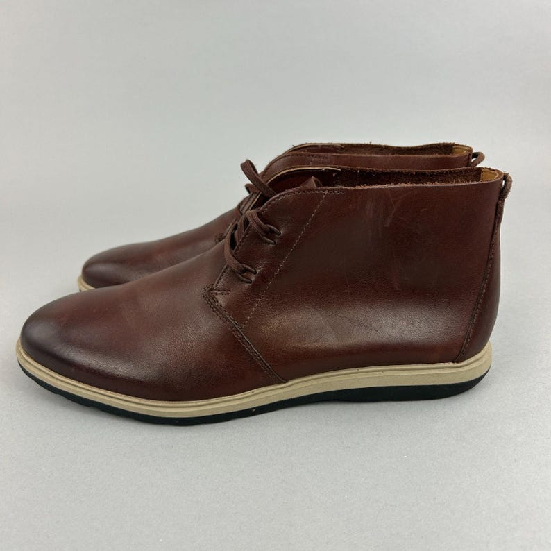Clarks Glaston Mellanbruna Läder Chukka Läder Lätta Klackstövlar Storlek EU41 UK7 bild 4