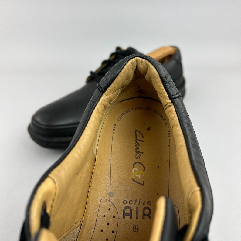 Scarpe Clarks taglia UK 8.5 in pelle nera Nature Three Country Walking Active Air immagine 10