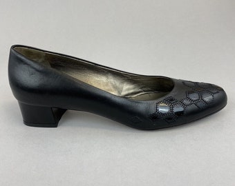 Salvatore Ferragamo Mid Heels Black Leather Pump Court Shoes US7.5 B UK5 - 5.5