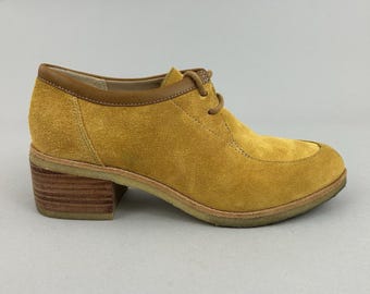 Clarks Phenia Strand Mustard Suede Ankle Lace Up Boho Bootie Dress Boots 37 UK4