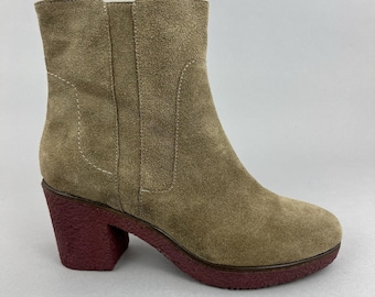 Kamel Wildleder Stiefeletten - Bagatt Leder Blockabsatz EU39 UK6