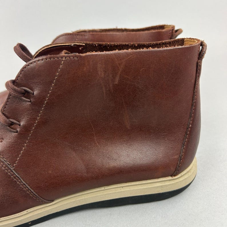 Clarks Glaston Mellanbruna Läder Chukka Läder Lätta Klackstövlar Storlek EU41 UK7 bild 5