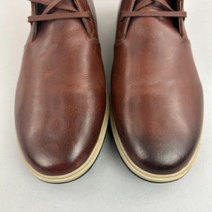 Clarks Glaston Mellanbruna Läder Chukka Läder Lätta Klackstövlar Storlek EU41 UK7 bild 3