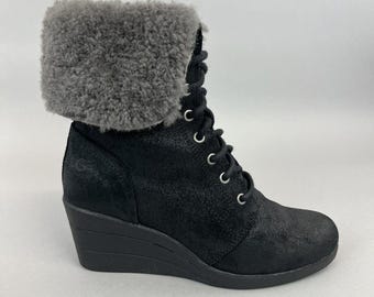 UGG Zea Waterproof Black Distressed Leather Wedge Lace  Ugg Zea Shearling Wedge Lace Up Waterproof Boots Size 6 main image 0