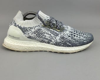 Adidas Trainers Größe 8.5 UltraBoost Uncage Oreo Turnschuh-Lauf-Turnschuhe