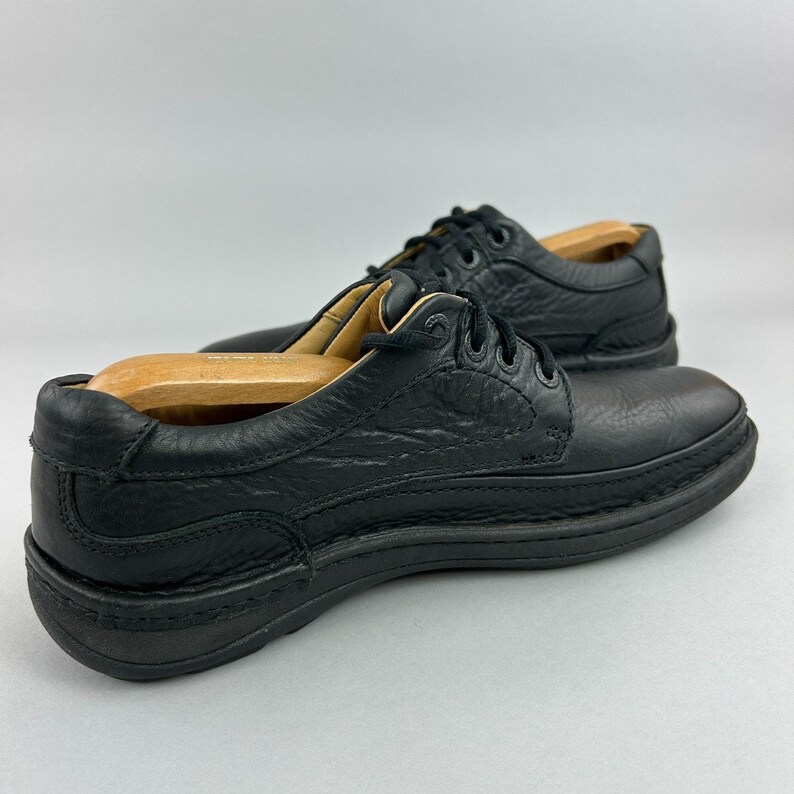 Scarpe Clarks taglia UK 8.5 in pelle nera Nature Three Country Walking Active Air immagine 7