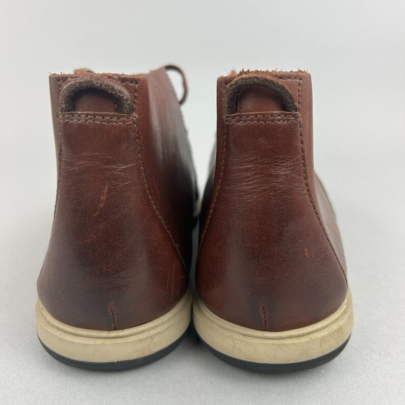 Clarks Glaston Mellanbruna Läder Chukka Läder Lätta Klackstövlar Storlek EU41 UK7 bild 6