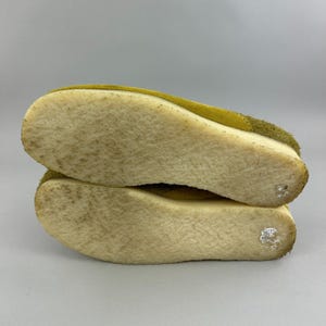 Zapatos Clarks Originals para hombre, talla UK 6.5, modelo Wallabee Olive Combi, mocasín náutico de ante. imagen 14