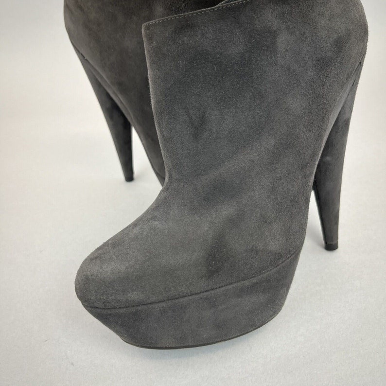 YSL 26S KNEE-HIGH BOOTS 90 MM IN DARK BROWN SUEDE