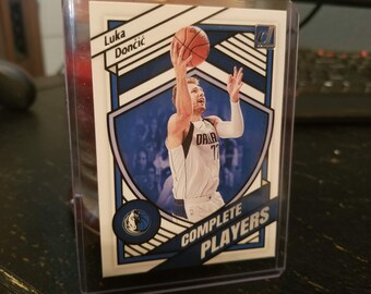 rare luka doncic cards 2022 Panini Origins Luka Doncic #64 ORANGE /75 Edition