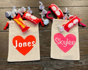 Personalized Heart Treat Bags - Gift Bag  - Valentine Treats - Favor Bags - Goodie Bags