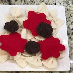 Felt Bowtie Pasta Meal - Pretend Play Kitchen - Felt Food