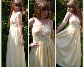 Vintage 50's Pale Yellow Peach and Pink Floral Prom Dress Wedding Bridesmaid Lemon Full Skirt Fairycore Lemon