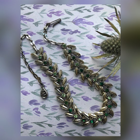 Vintage 50’s 60’s Coro Jewelcraft Leaf Green Gems… - image 1