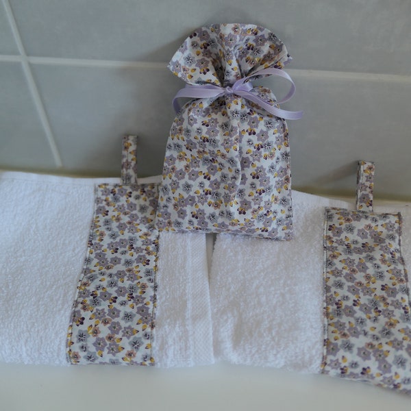 Lot 2 guest towels + its lavender bag / Terry cotton / Flower cotton / Gift idea