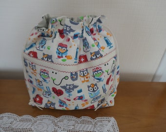 Sac Pochon/Tissu imprimé fantaisie/Petits bobos/Doublé toile unie/Fermeture galon double coulisse