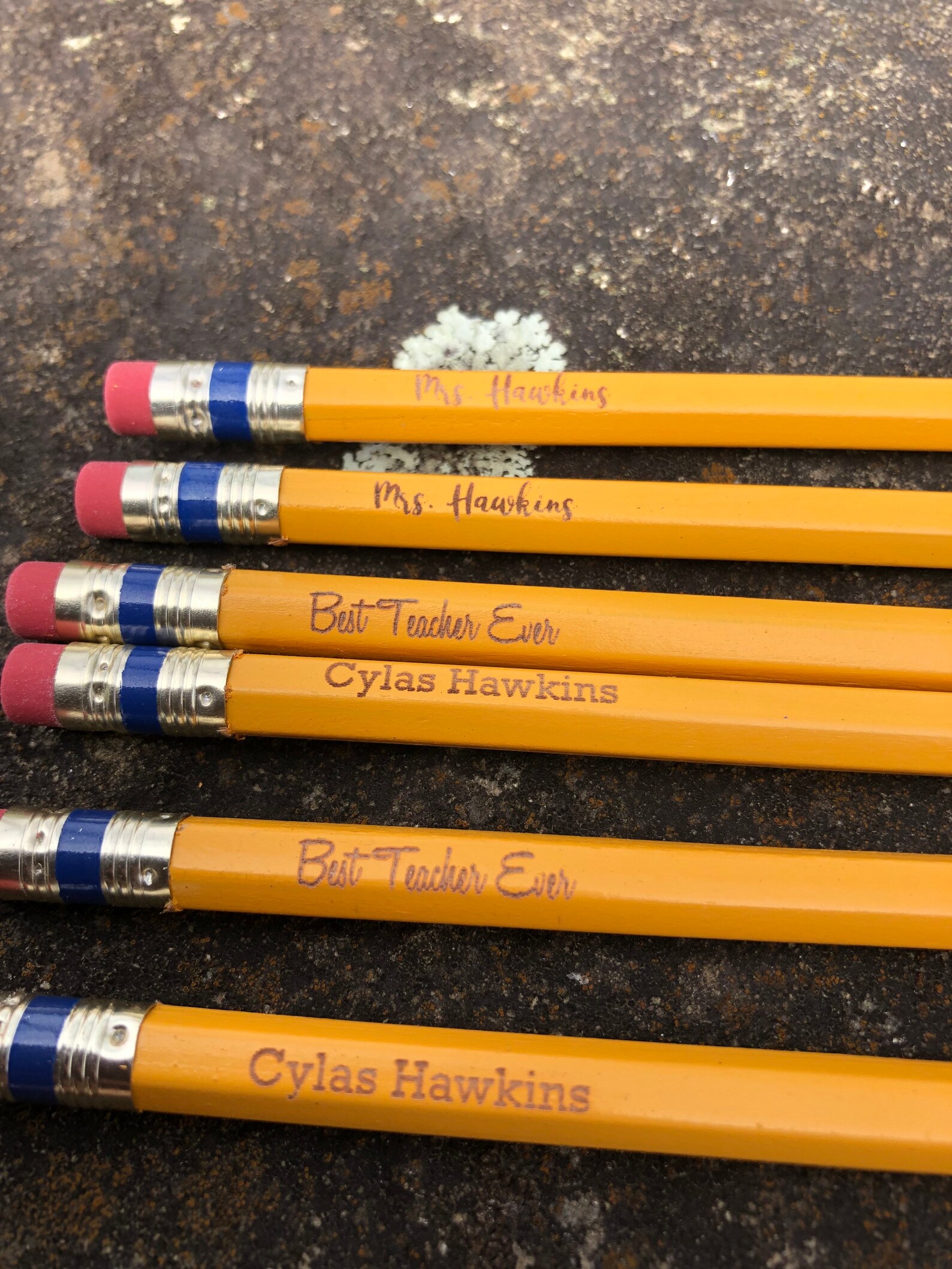 personalized pencils fast