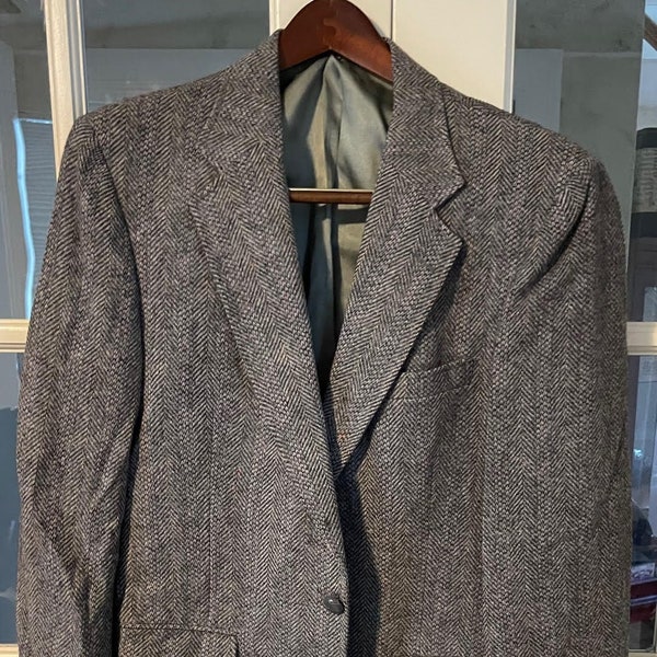 Hampshire 100% Wool 40R Stafford 2-Button Brown/Tan/Bronze/Multi-Color Thread Herringbone Jacket Item# 265 1/2 Lined in Good Condition