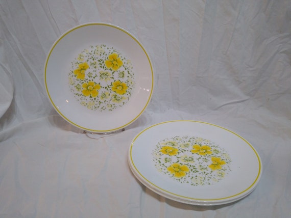 have more items to Corelle April SALAD PLATE 1 of 7 available yellow & green 