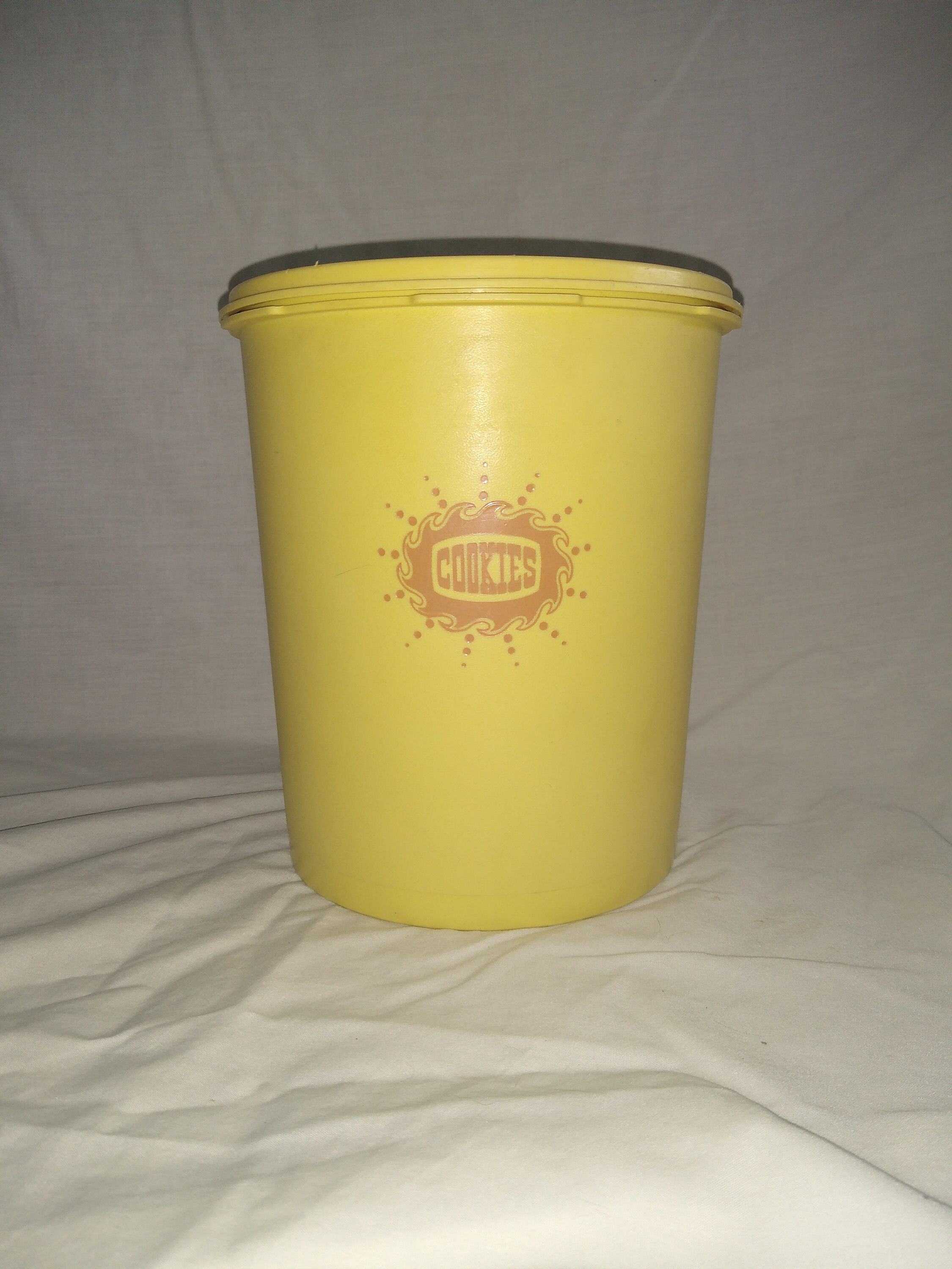 Vintage Tupperware Servalier Cookie Jar Container Butter Yellow 807-1 